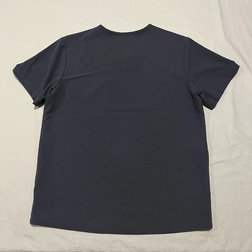 FIGS Mens Midnight Blue Casma 3-Pocket Medical Scrub Top Size M